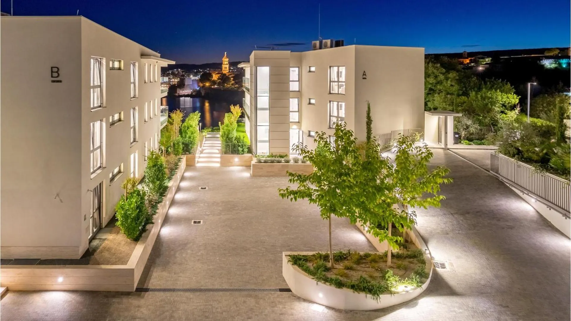 Pet Friendly Apartment In Krk With Kitchen Krk Town 0*,