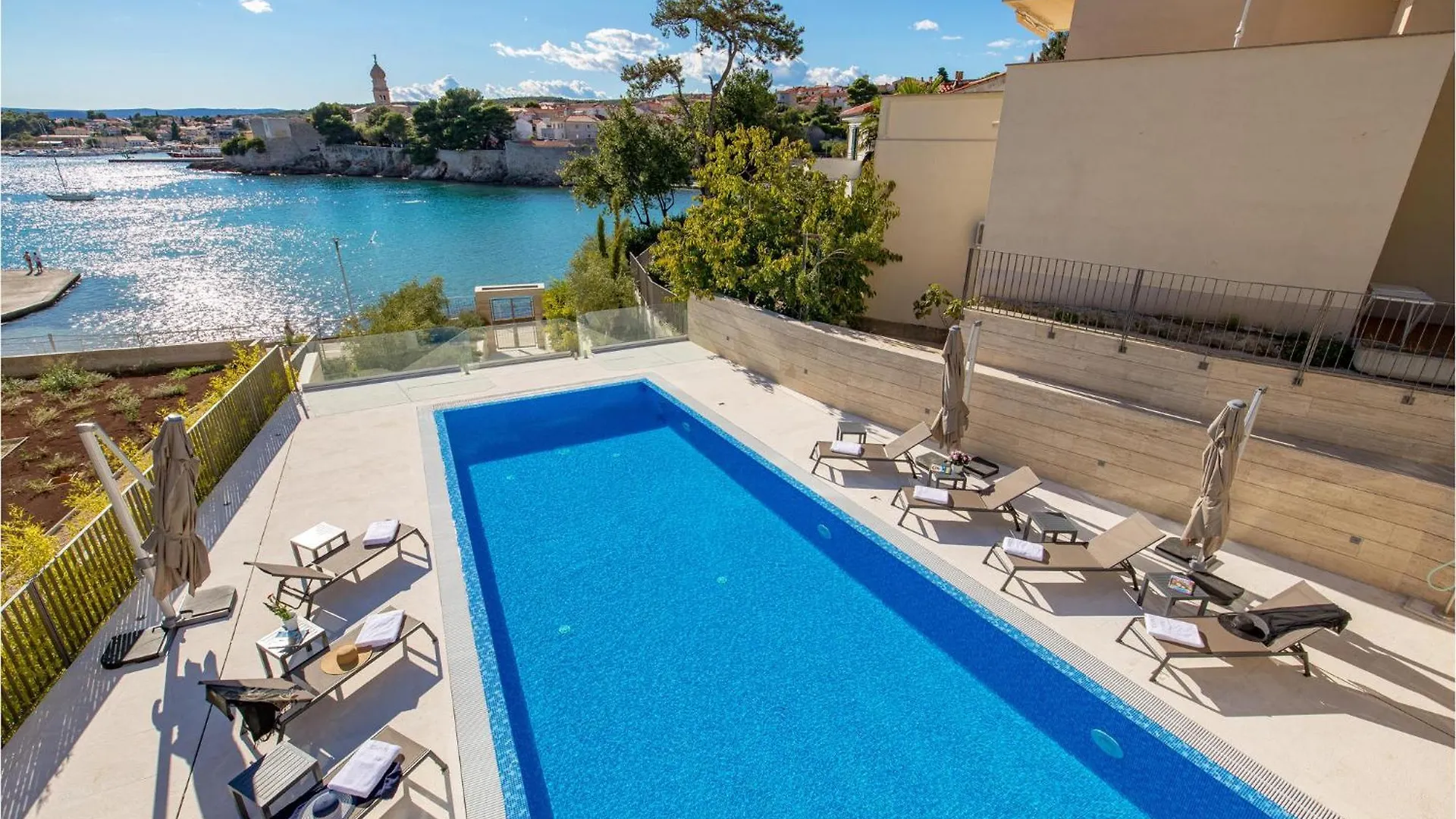 Pet Friendly Apartment In Krk With Kitchen Krk Town
