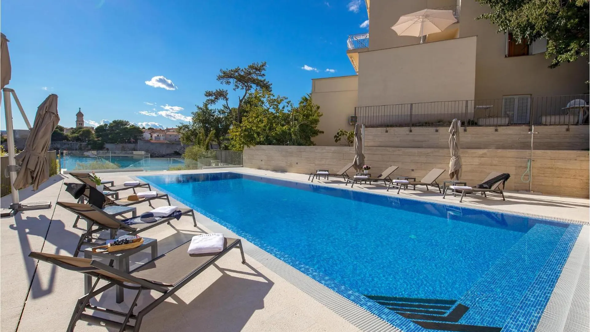 Pet Friendly Apartment In Krk With Kitchen Krk Town