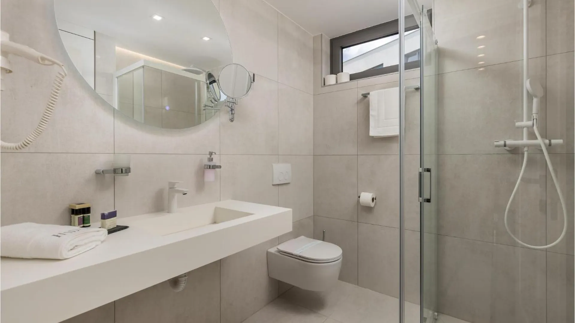 Pet Friendly Apartment In Krk With Kitchen Krk Town Croatia